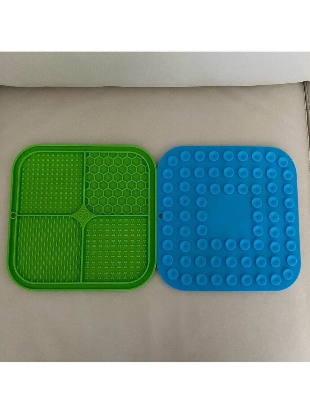 2 Pack Silicone Dog Cat Lick Mats Slow Feeder Anxiety Relief